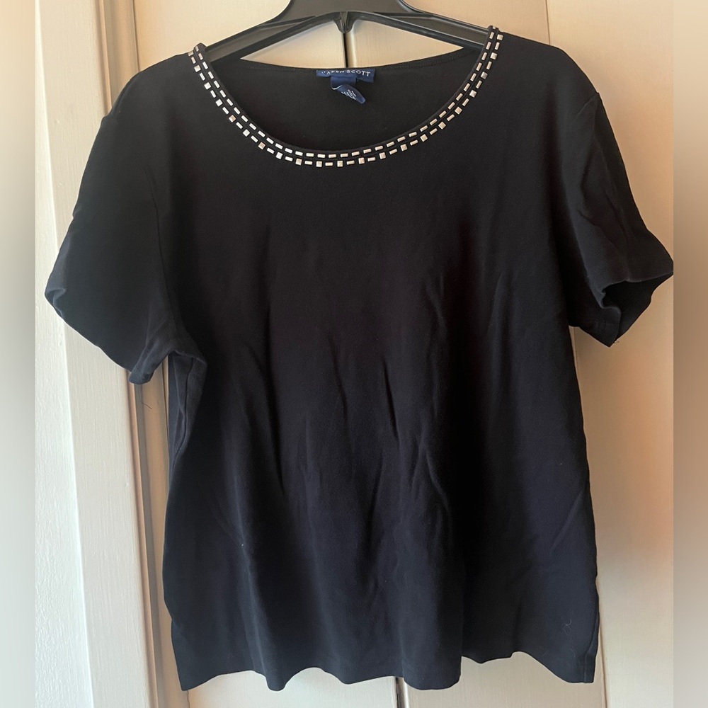 Karen Scott. XL Cotton Studded Top